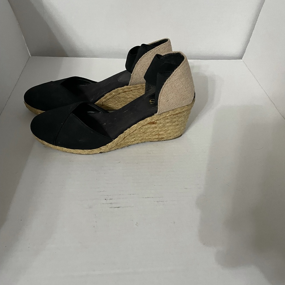 Wedges - Picture 2 of 3
